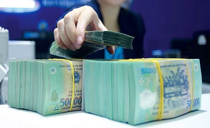Việt Nam điều hành chính sách tiền tệ ra sao giữa cơn sóng nới lỏng toàn cầu?