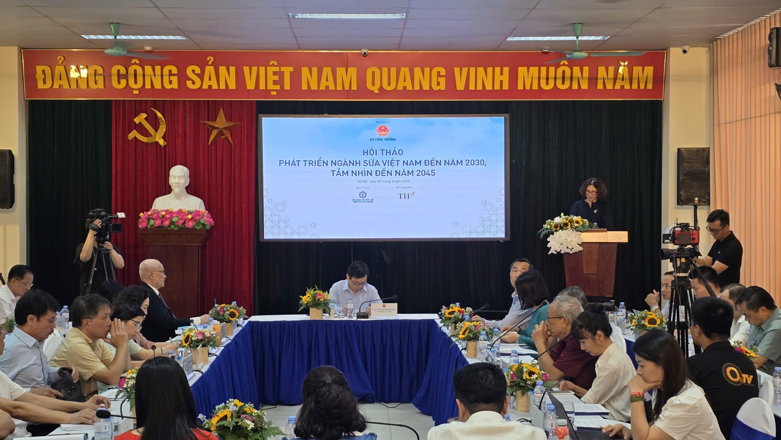 Đầu tư vào ngành sữa là đầu tư cho sức khỏe và tương lai của đất nước