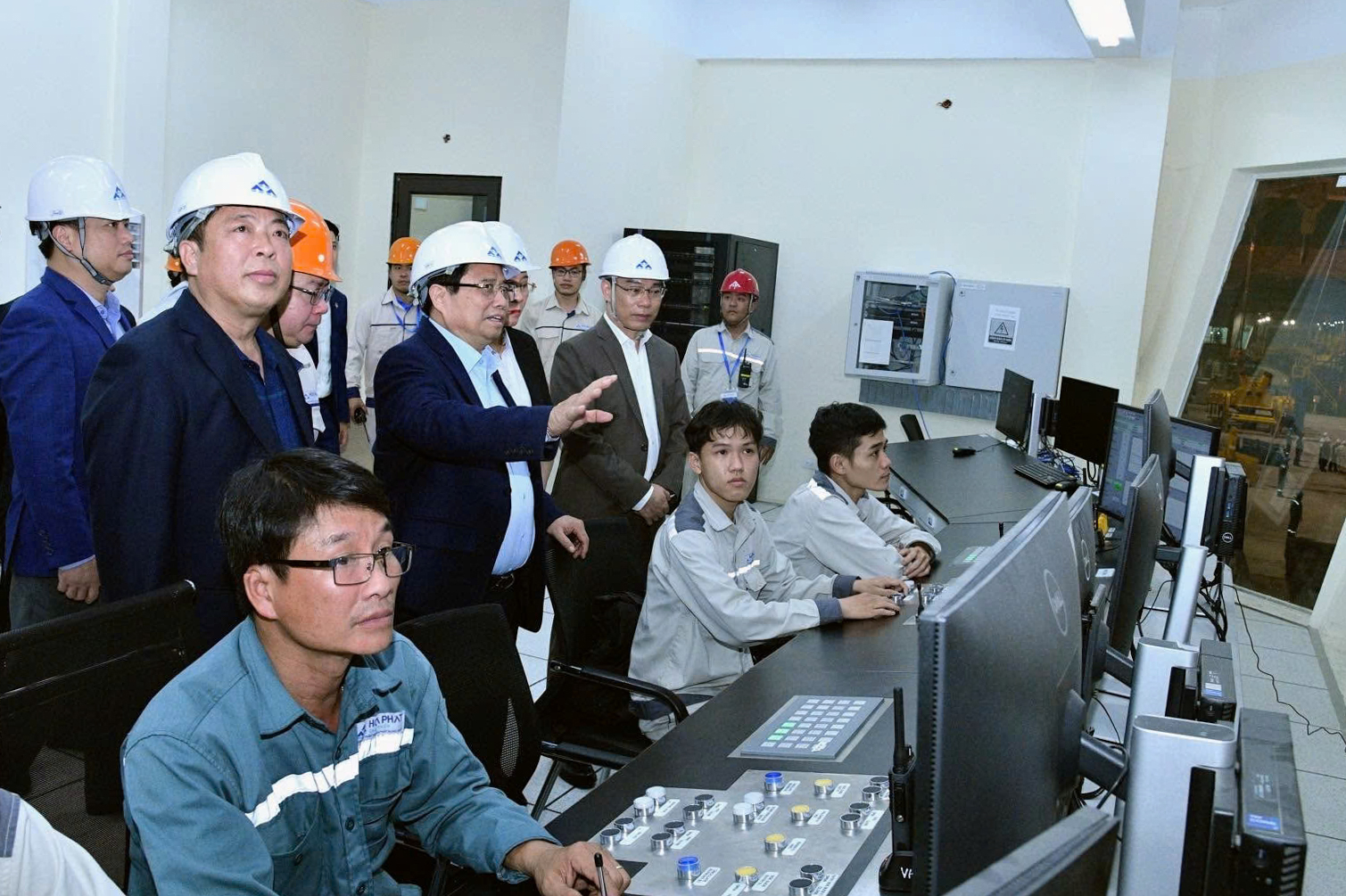 Tăng lực hút đầu tư, Quảng Ngãi hướng tới trung tâm công nghiệp khu vực