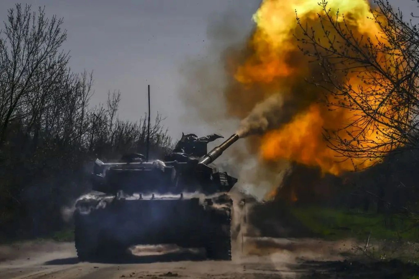 Chiến sự Nga-Ukraine tối 23/8: Nga tập kích hỏa lực dữ dội ở Kramatorsk