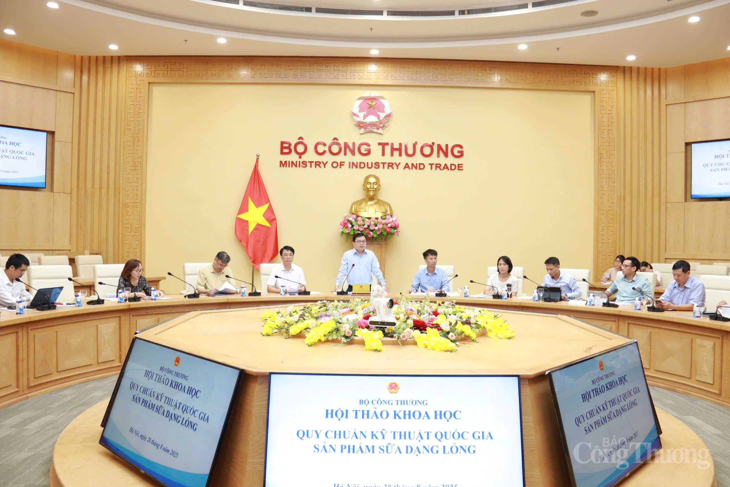 Quy chuẩn kỹ thuật quốc gia với sản phẩm sữa dạng lỏng: Hướng đến sự minh bạch