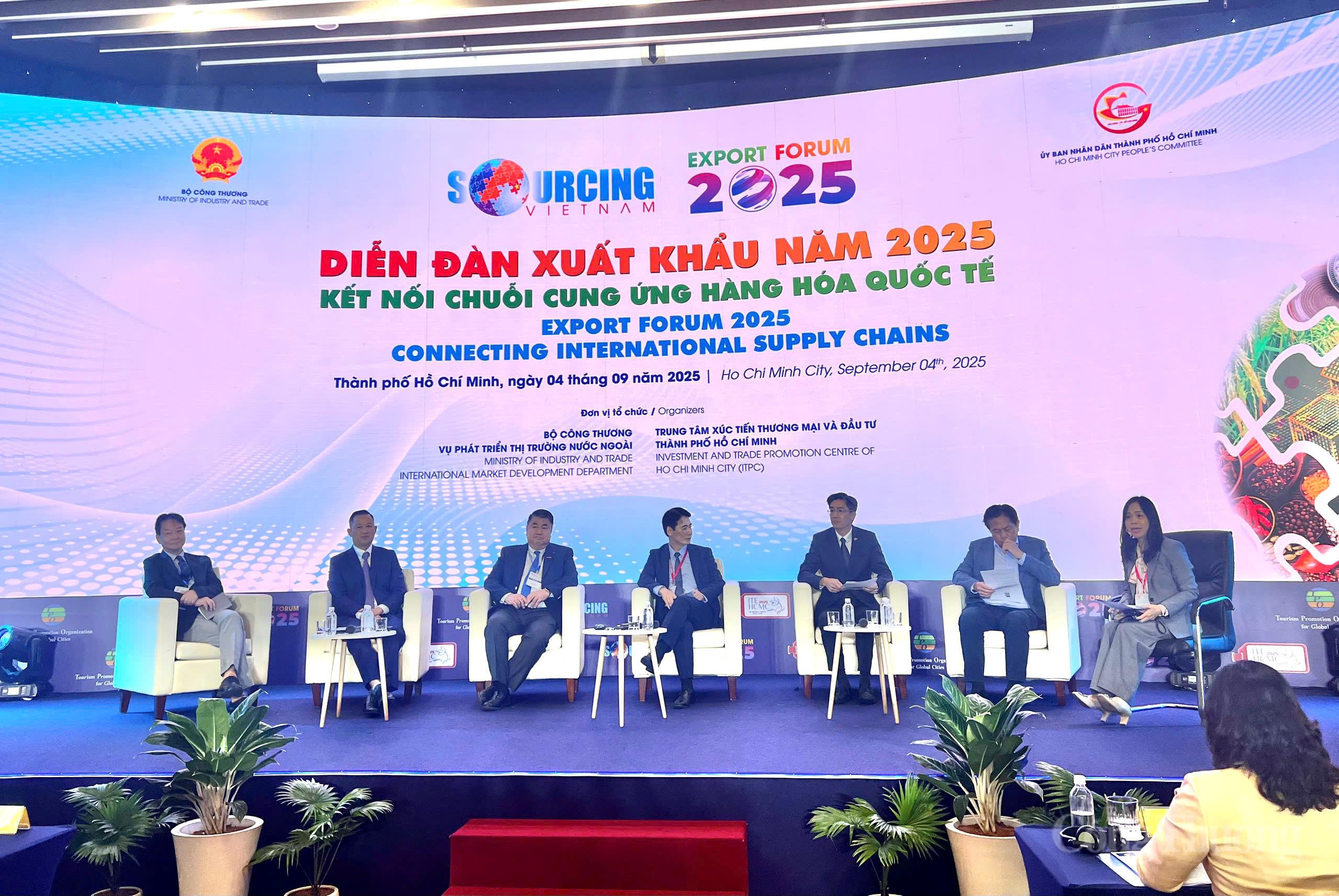 Diễn đàn Liên Minh Truyền Thông Và Game Giải Trí Top 1 2025: Định hình chiến lược đưa hàng Việt vào chuỗi cung ứng toàn cầu
