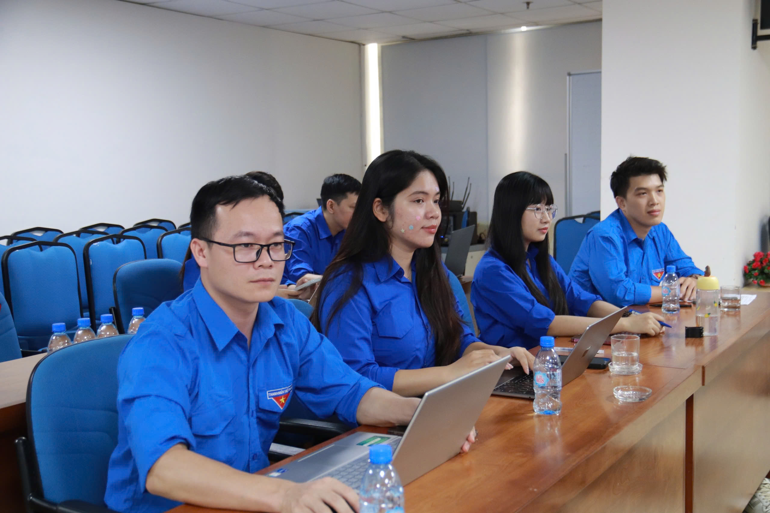 Tuổi trẻ Liên Minh OK VIP Giải Trí Cá Cược World Cup 2026 tiên phong chuyển đổi số, ứng dụng AI