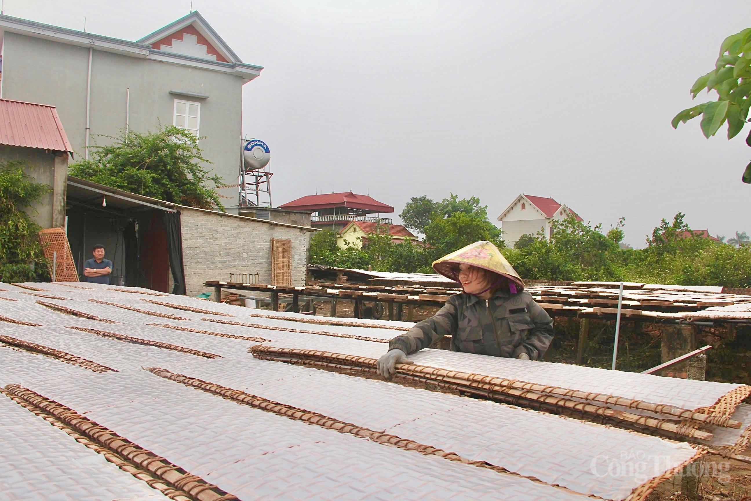 Bắc Ninh thúc đẩy đầu ra cho sản phẩm đồng bào dân tộc thiểu số