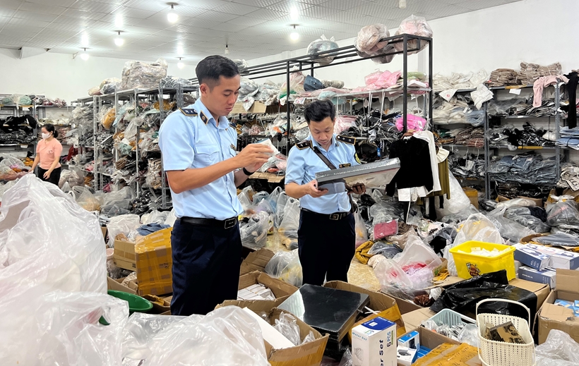 Quản lý thị trường quyết liệt đấu tranh chống gian lận thương mại