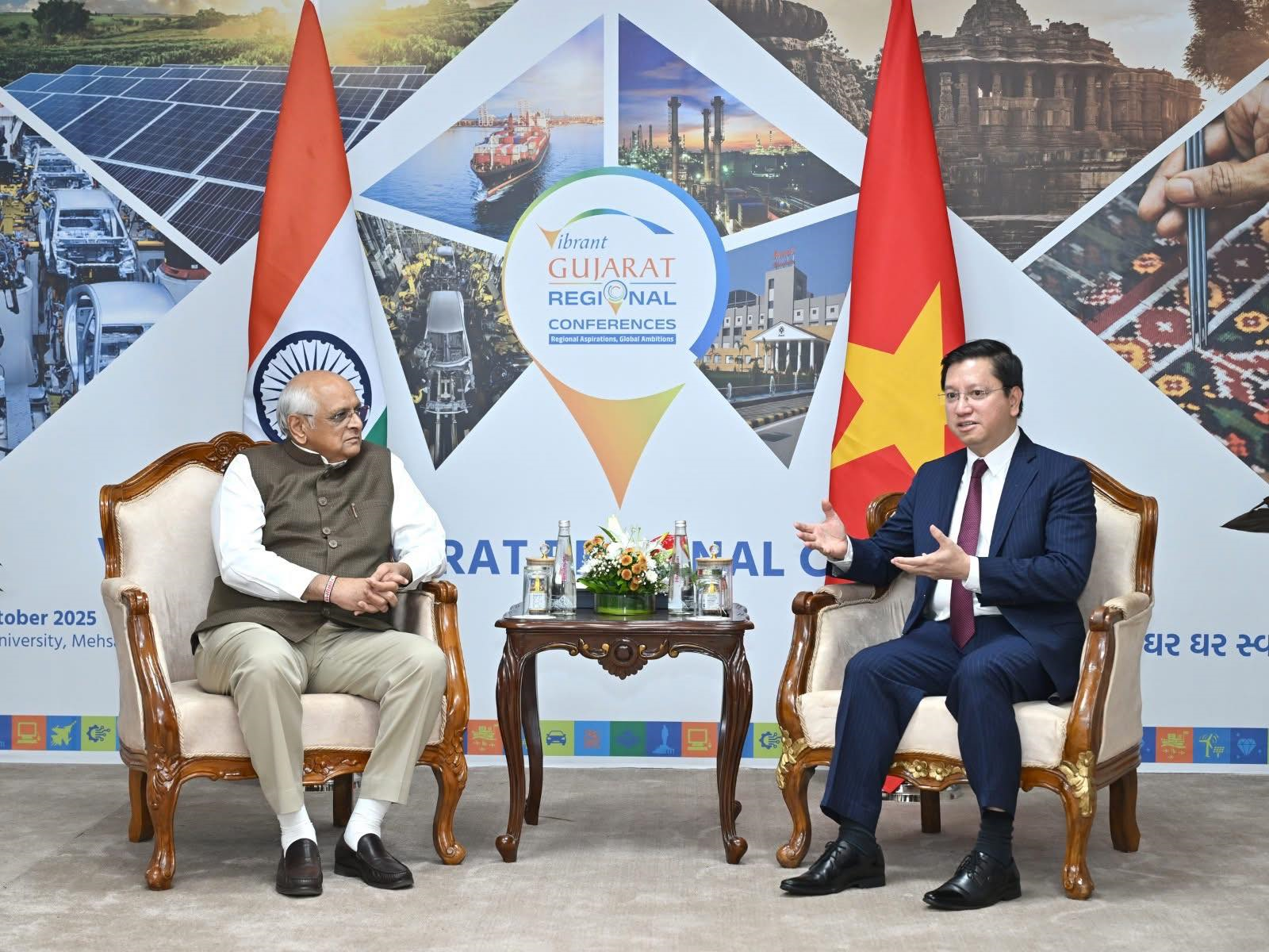 Đại sứ quán Việt Nam mời Okvip tại về Ấn Độ tham dự Hội chợ mùa Thu 2025