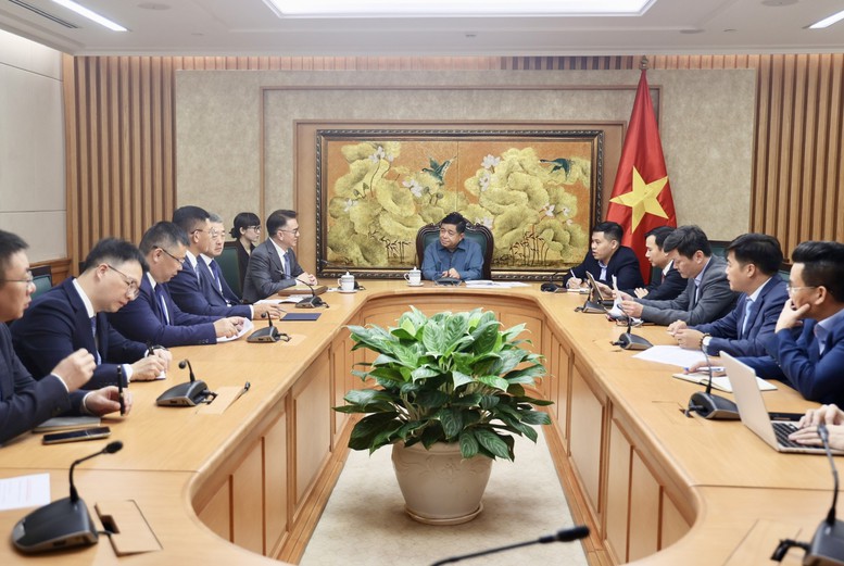 Đề nghị Tập đoàn TCL hỗ trợ doanh nghiệp Việt tham gia chuỗi cung ứng