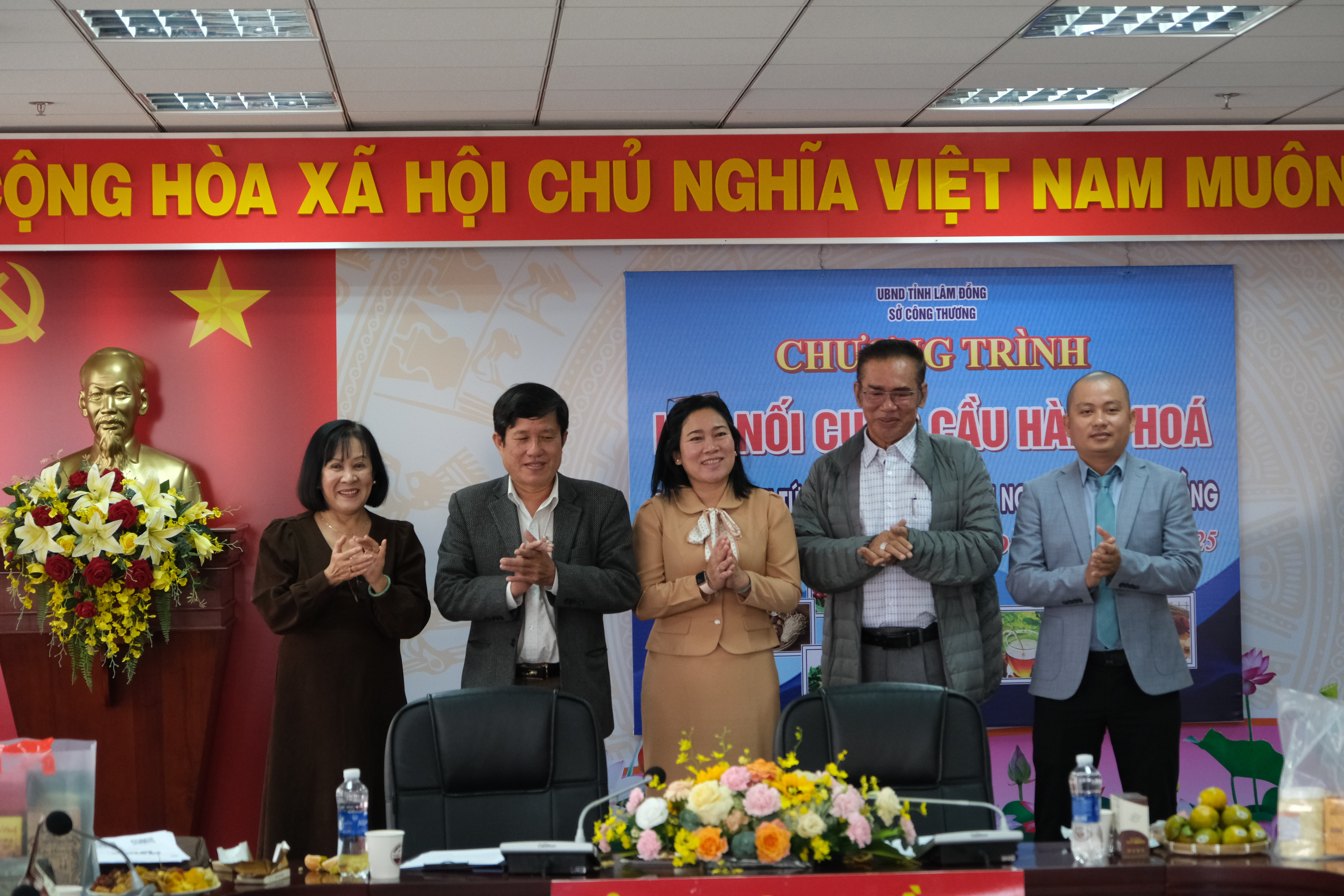 Lâm Đồng đẩy mạnh kết nối giao thương đến thị trường miền Tây