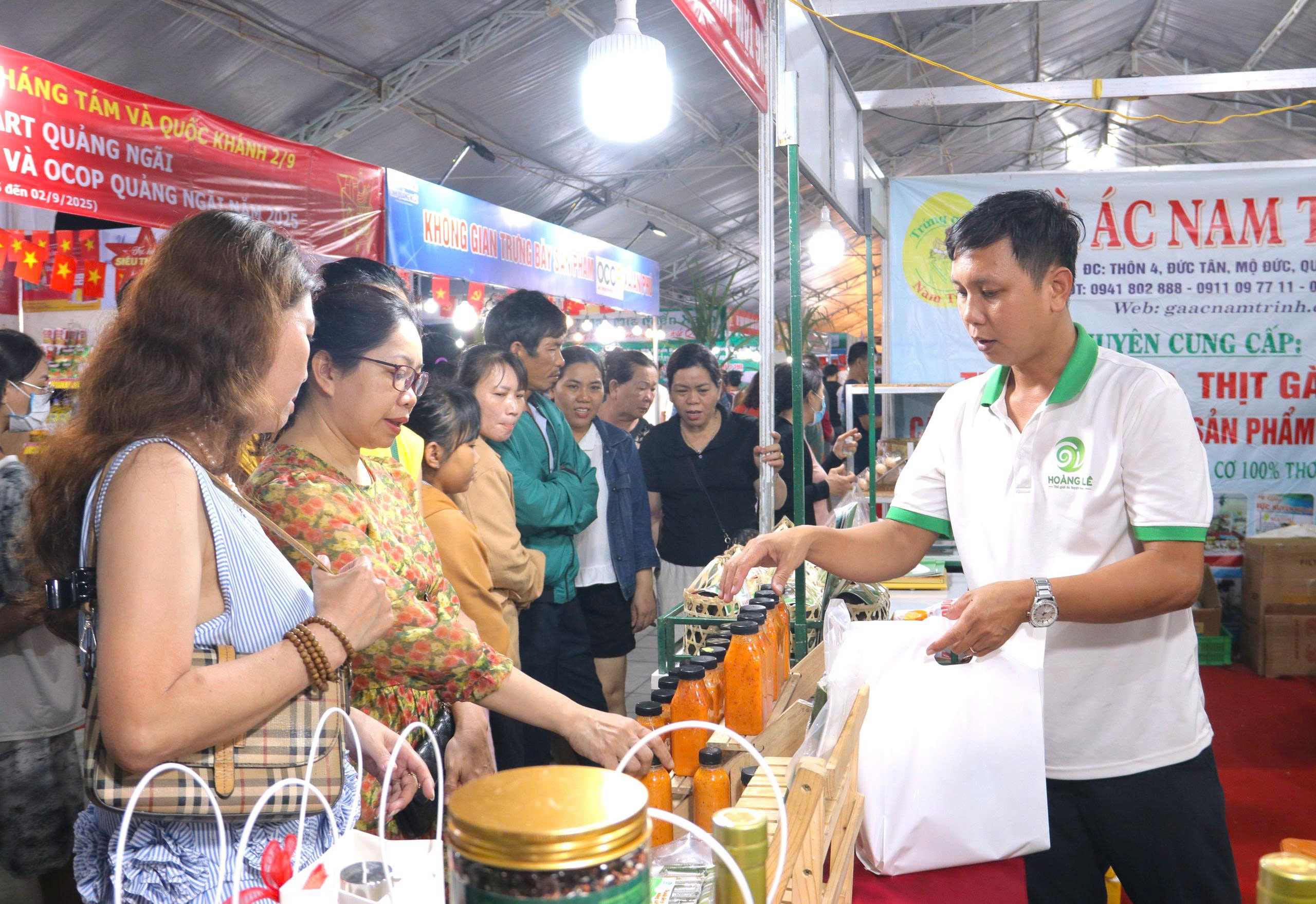 Quảng Ngãi: Tăng dự trữ hàng hóa, siết quản lý thị trường
