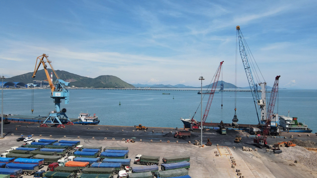Hà Tĩnh ‘bứt tốc’ công nghiệp - Bài 3: Cửa ngõ quốc tế, mở tiềm năng logistics