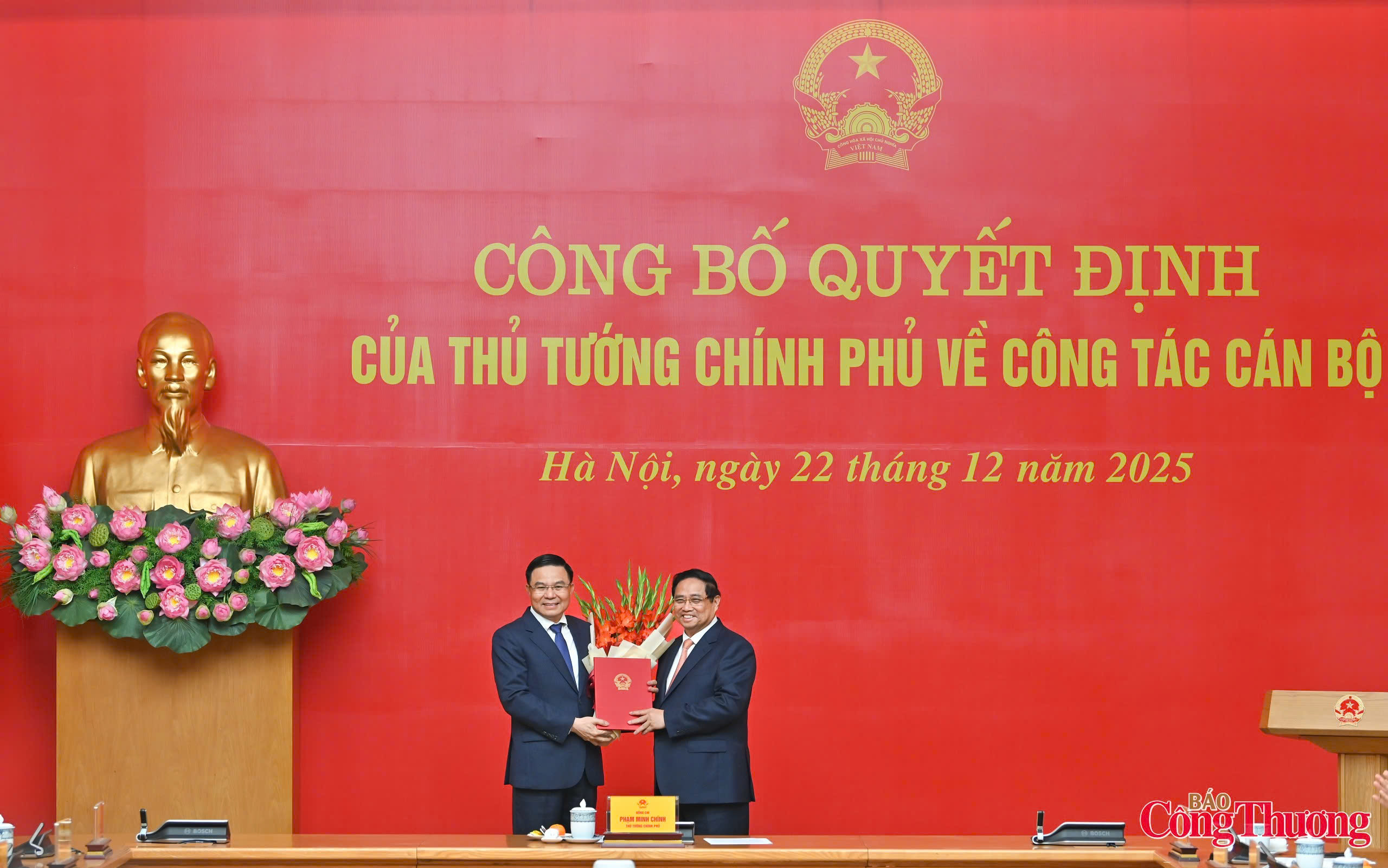 Toàn cảnh lễ trao quyết định giao Quyền Bộ trưởng Bộ Công Thương