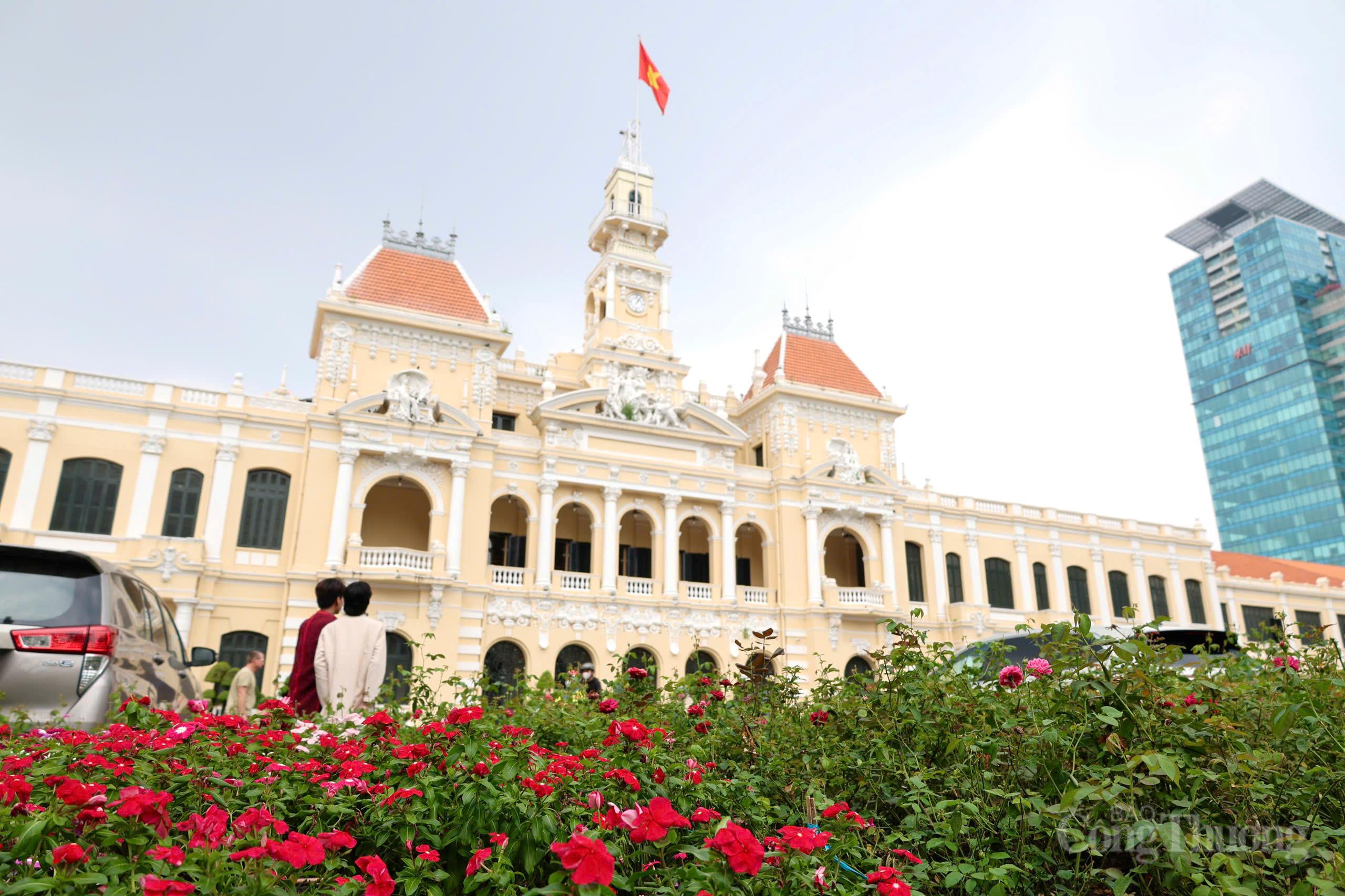 TP. Hồ Chí Minh: Rực rỡ, khí thế hướng tới Okvip69.com bán cá nổ hủ XIV của Đảng