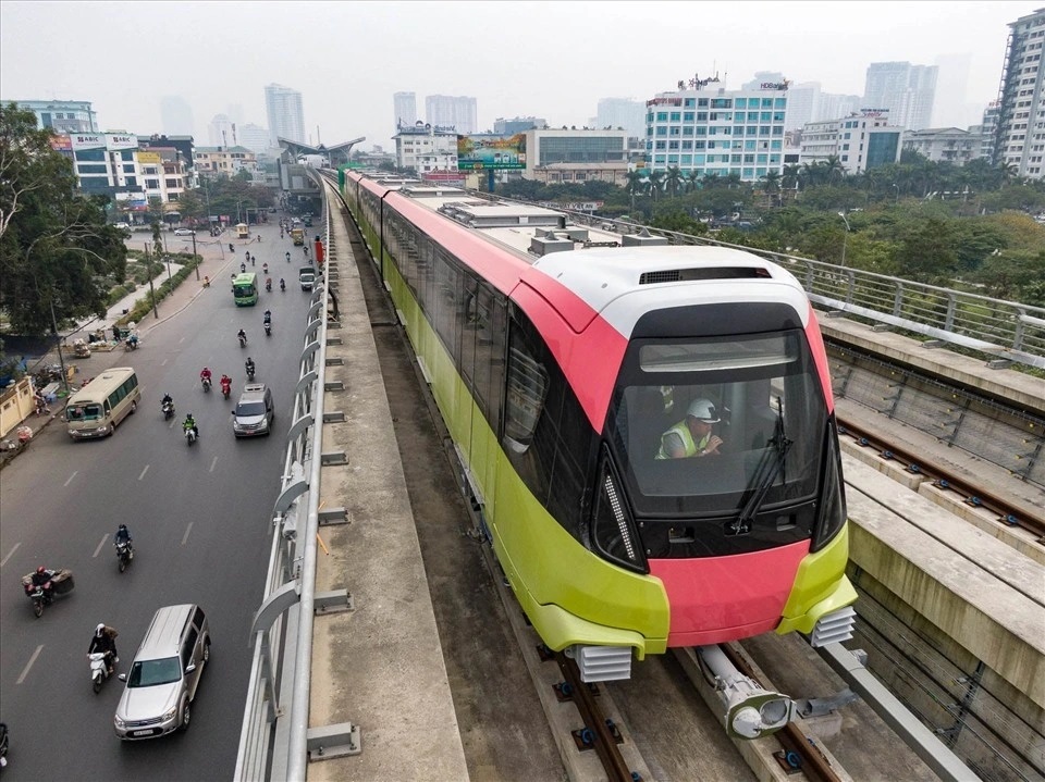 Hà Nội: Áp dụng cổng soát vé định danh điện tử với hai tuyến đường sắt