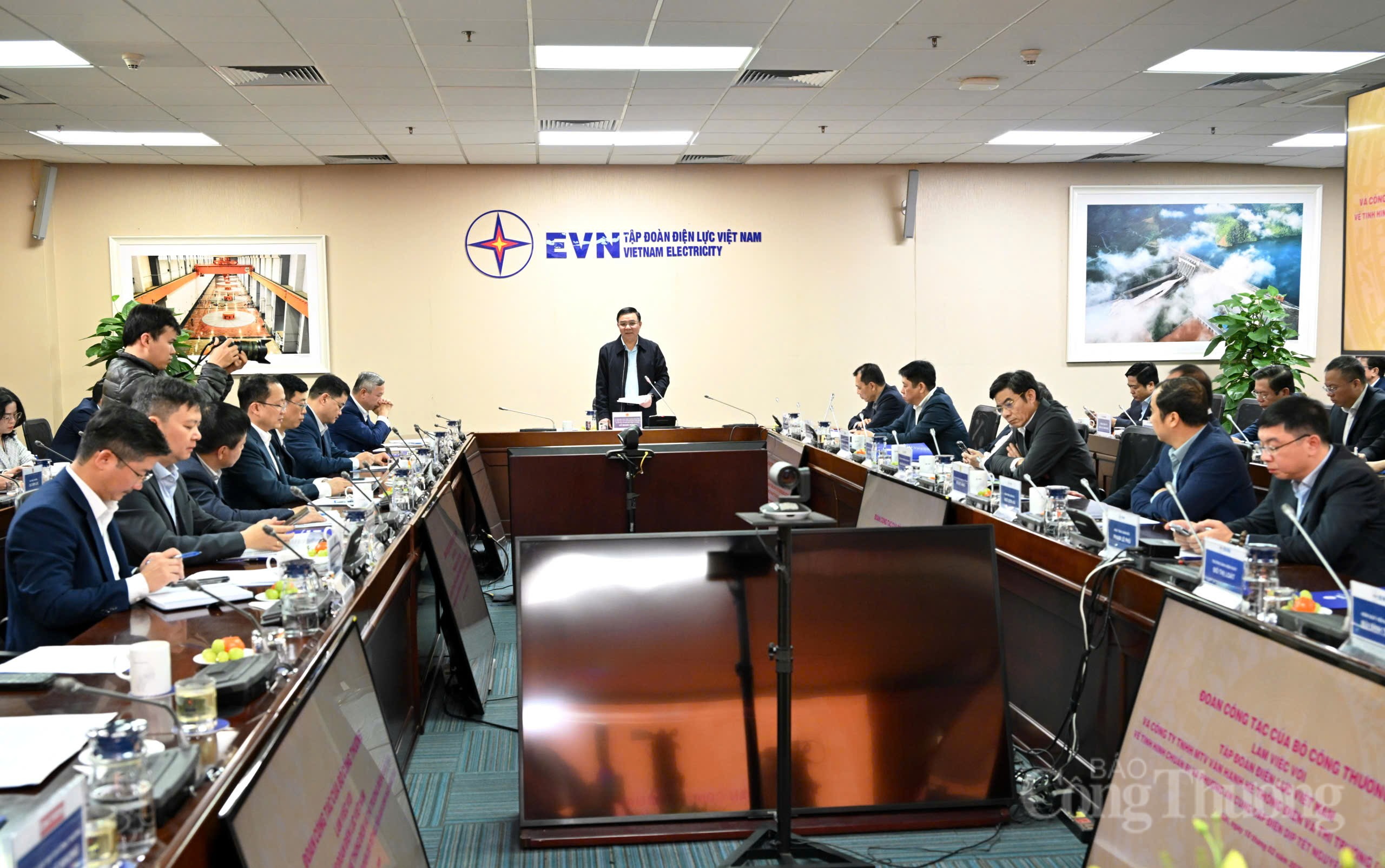 Bảo đảm vận hành hệ thống điện an toàn, ổn định dịp Tết Bính Ngọ 2026