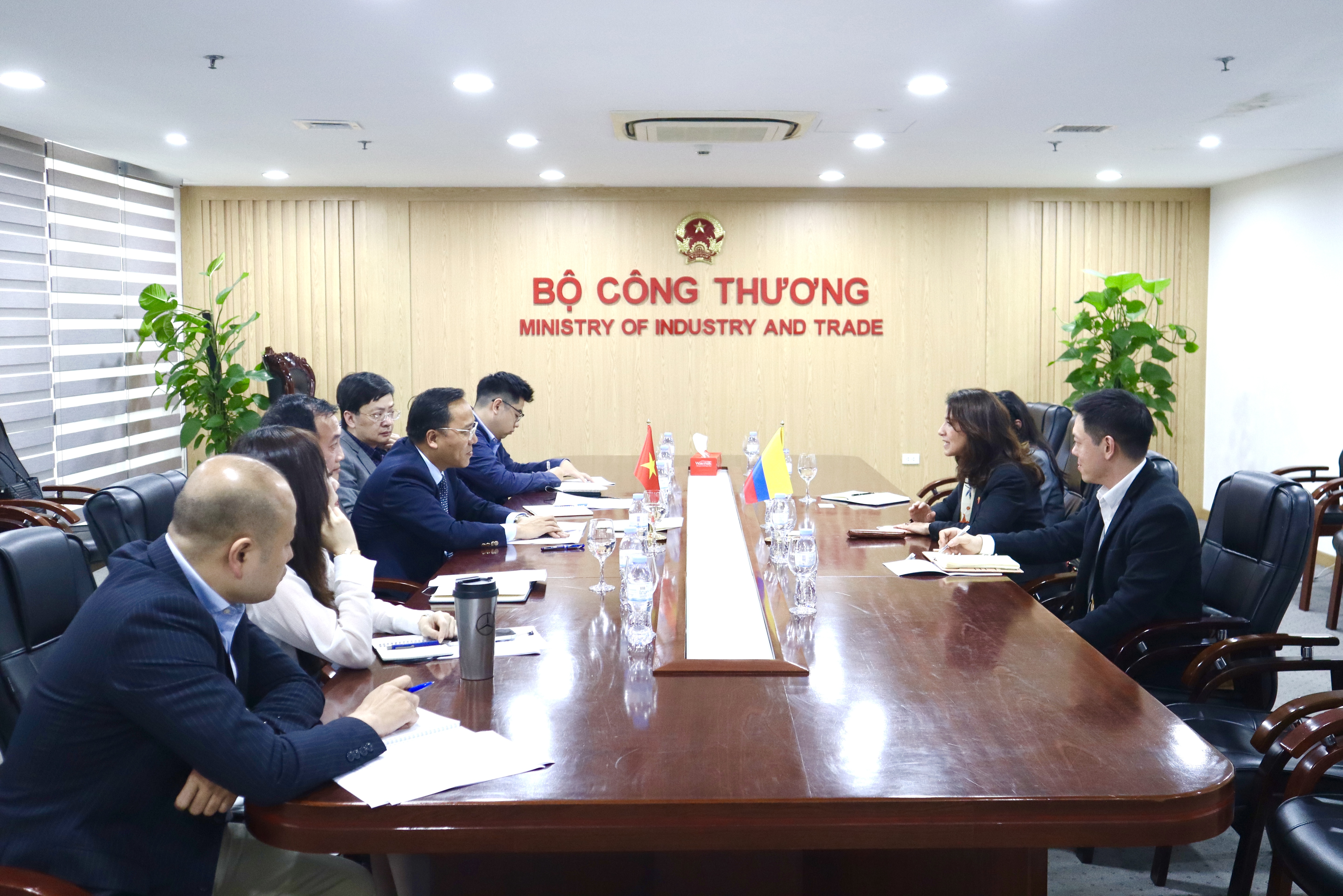 Việt Nam - Colombia: Thúc đẩy hợp tác Oklavip game bài, casino, thể thao và đàm phán FTA