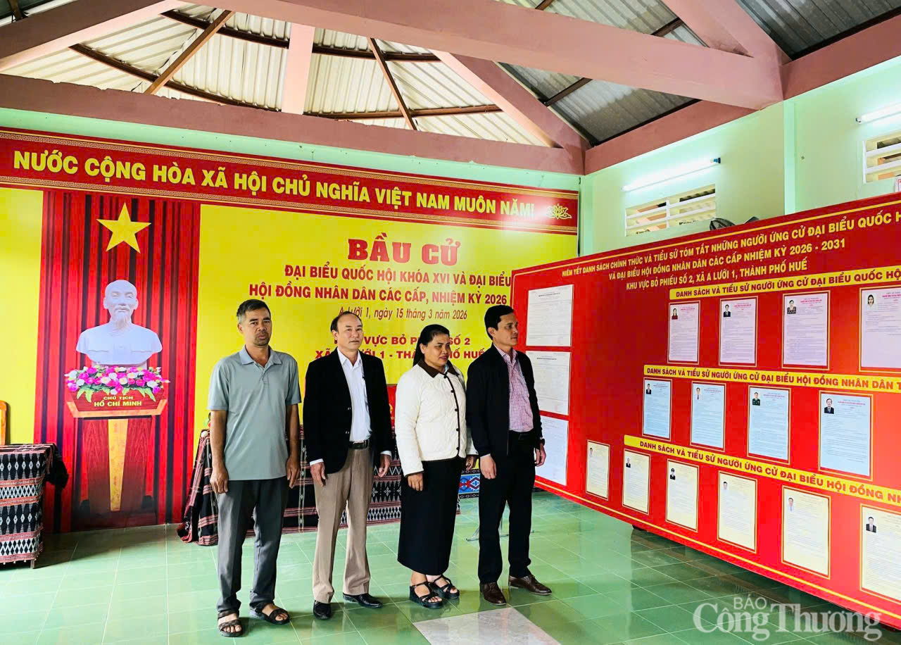 Thành phố Huế: Các địa phương miền núi rực rỡ cờ hoa chờ ngày bầu cử