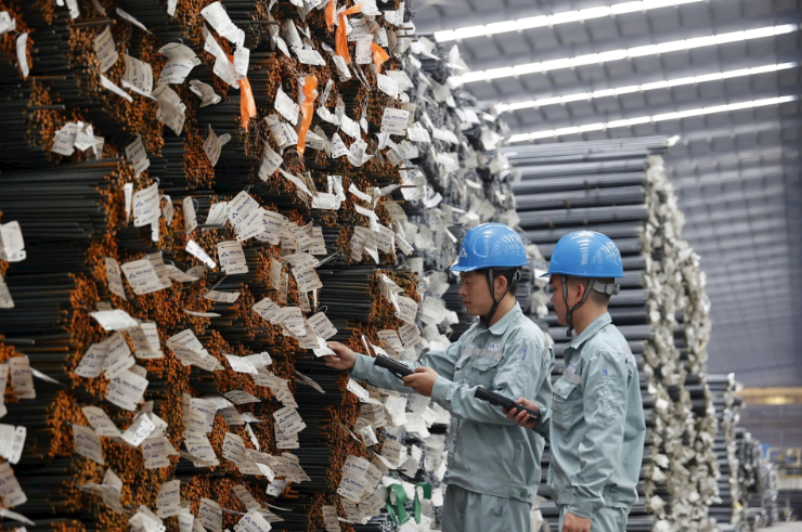 Thị trường năng lượng thế giới tăng giá gây áp lực lên thép và xi măng