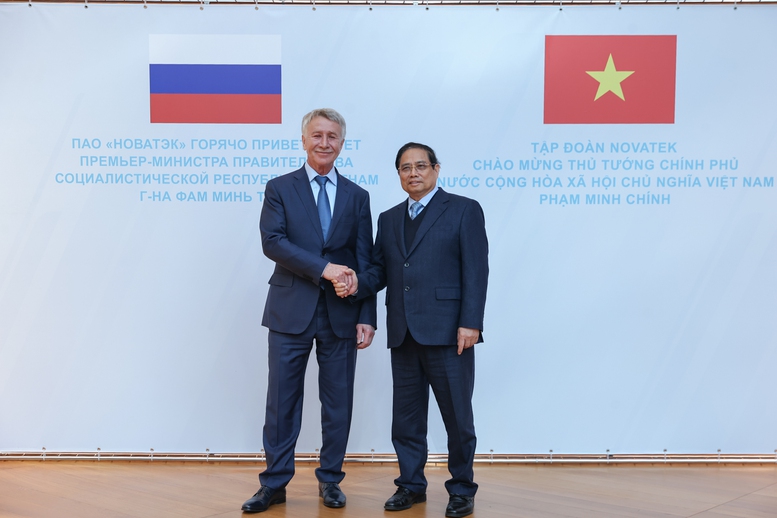 Thủ tướng thăm tập đoàn khí đốt hàng đầu của Nga, thúc đẩy các dự án LNG lớn tại Việt Nam