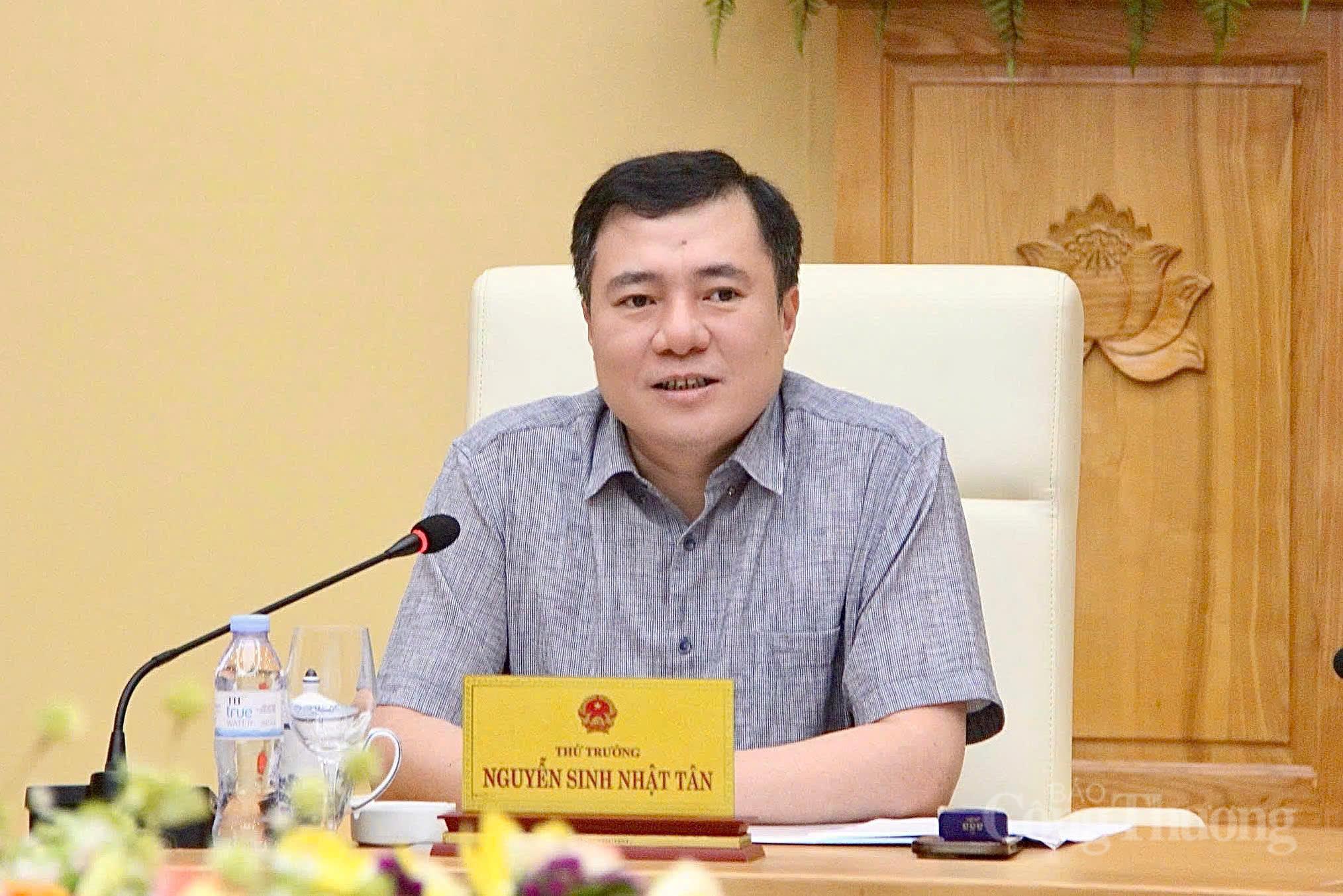 Thứ trưởng Nguyễn Sinh Nhật Tân: Quyết tâm cao nhất đẩy sớm lộ trình dùng xăng sinh học