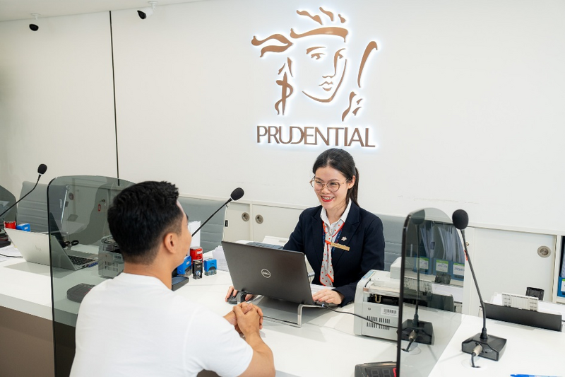 Prudential chi 16.489 tỷ đồng trả quyền lợi bảo hiểm cho khách hàng