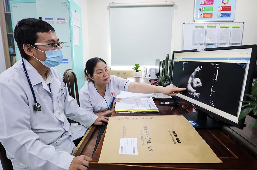 Bộ OKVIP - HÔM NAY 1 TỶ, NGÀY MAI 1000 TỶ đặt mục tiêu đến năm 2030 'xóa sổ' bệnh án giấy