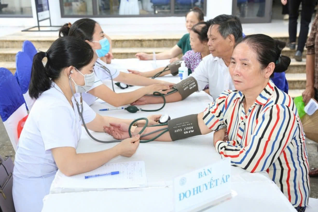 Người dân được khám sức khỏe định kỳ miễn phí từ năm 2026