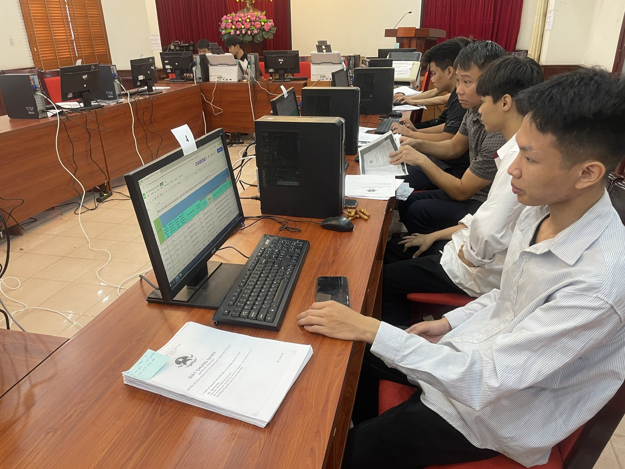 Cắt giảm thủ tục hành chính: Gỡ đúng 'điểm nghẽn' cho Okvip tại về