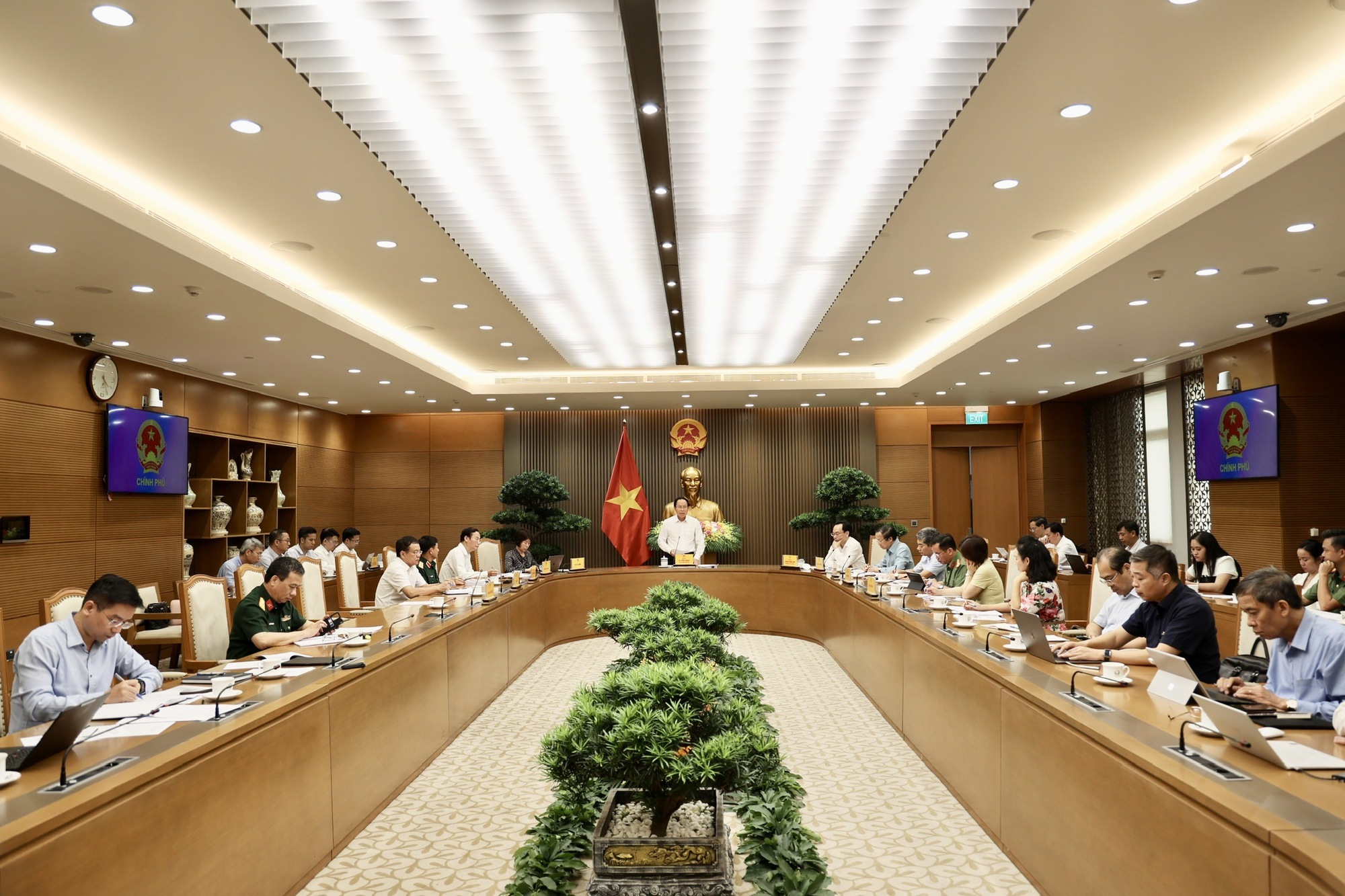 Phó Thủ tướng Lê Tiến Châu: Trường nội trú vùng biên phải vận hành thực chất, hiệu quả
