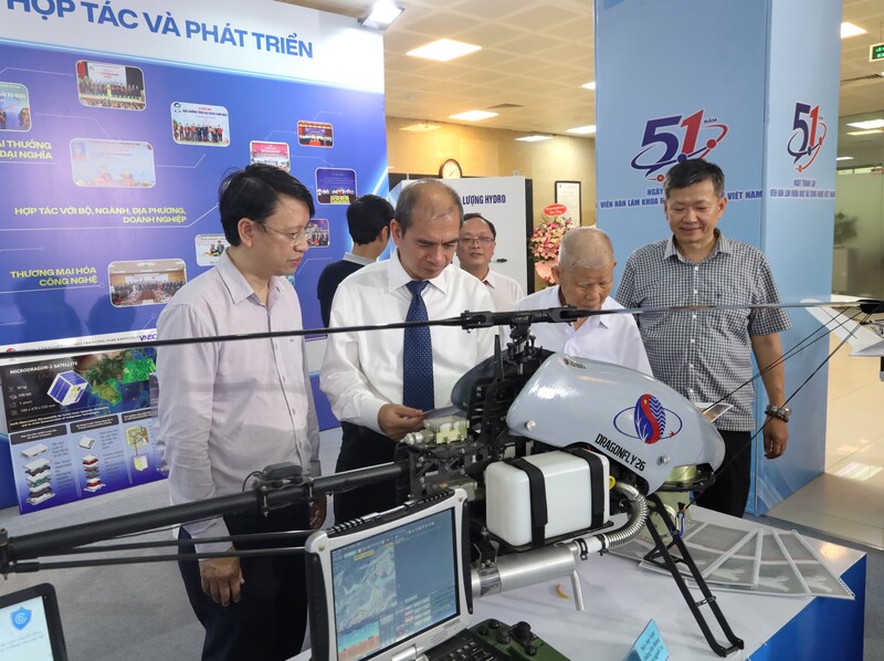 Triển lãm tôn vinh thành tựu khoa học công nghệ Việt