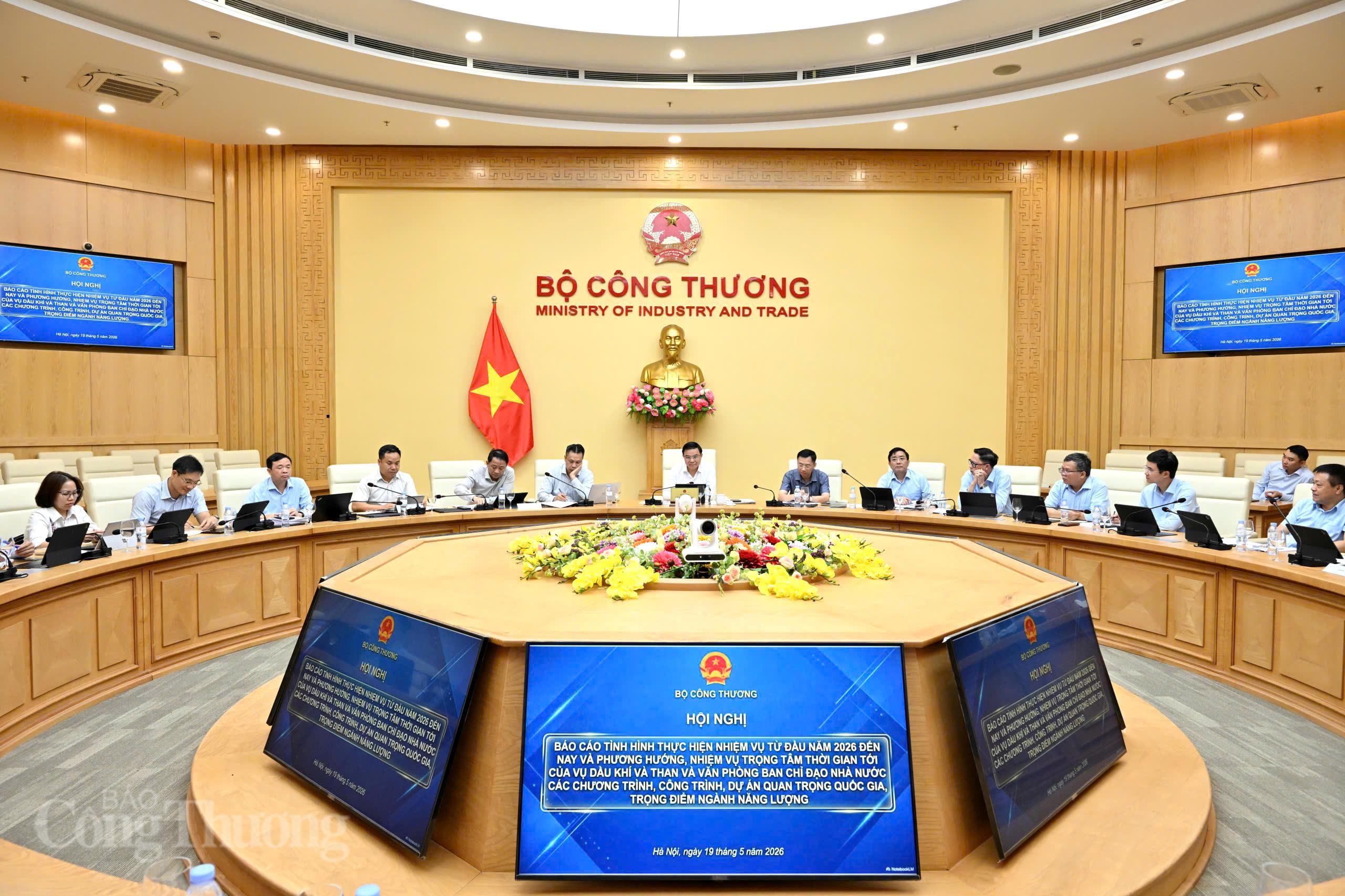 Bộ trưởng Lê Mạnh Hùng Ok88vip tỷ lệ kèo World Cup 2026 với Vụ Dầu khí và Than