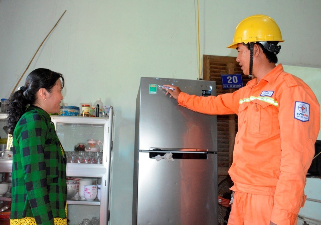 Cà Mau tăng cường tiết kiệm điện, thúc đẩy điện mặt trời mái nhà