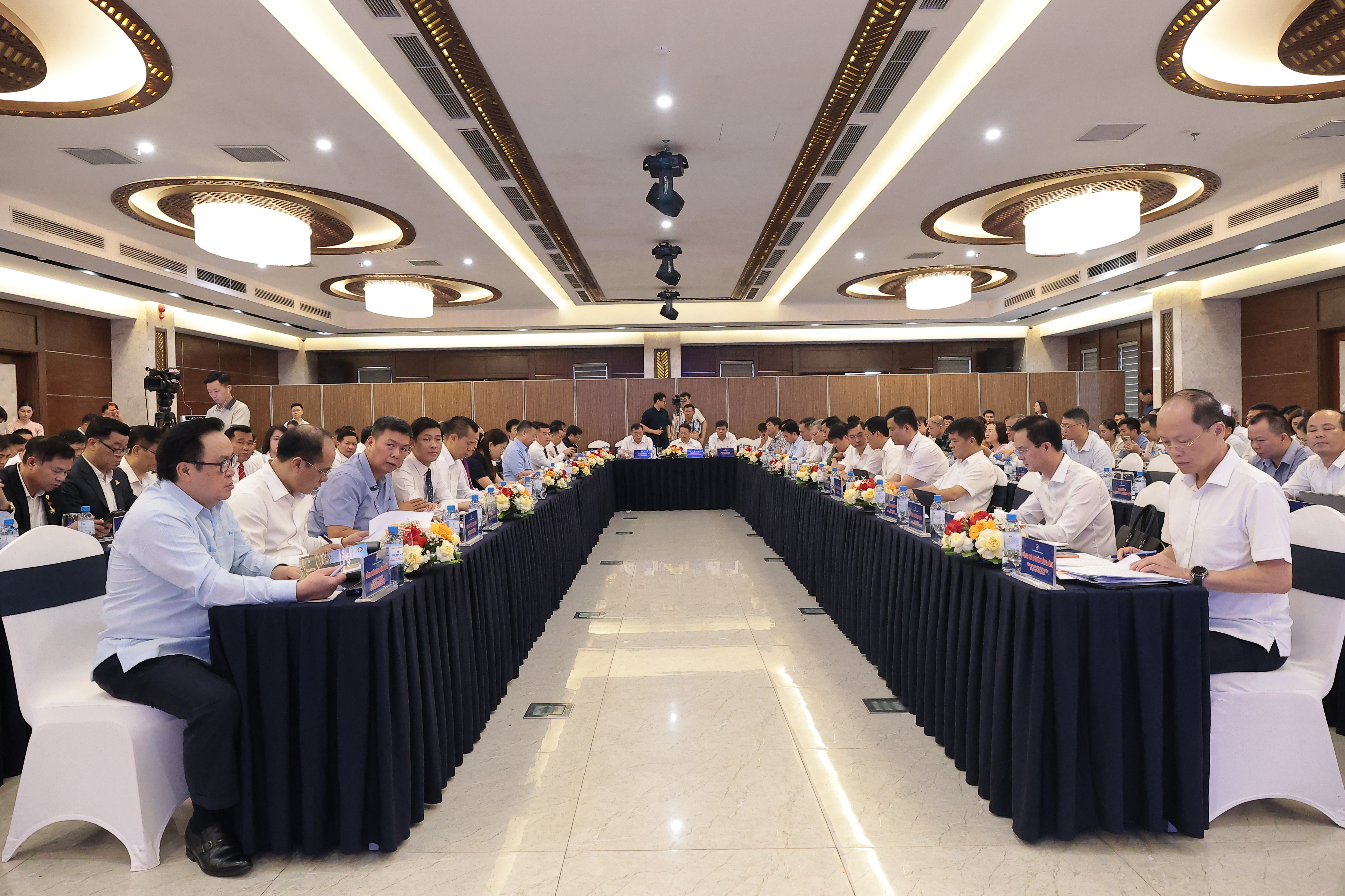Hà Tĩnh: Chính quyền và Okvip tại về đồng kiến tạo chính sách