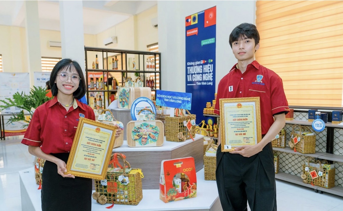 Vĩnh Long thúc đẩy đổi mới sáng tạo, tăng trưởng bền vững