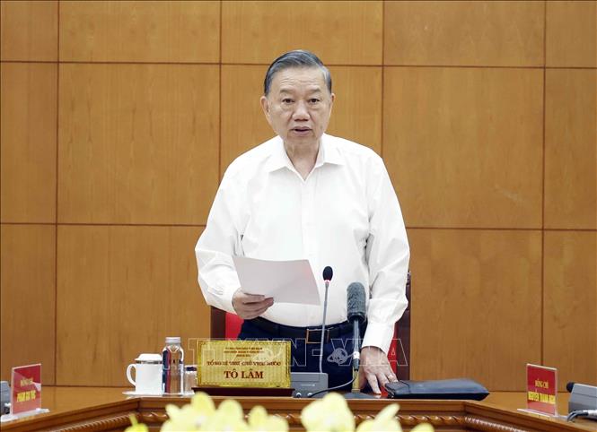 Bảo vệ môi trường và thích ứng với biến đổi khí hậu là một trong những trụ cột của mô hình phát triển mới