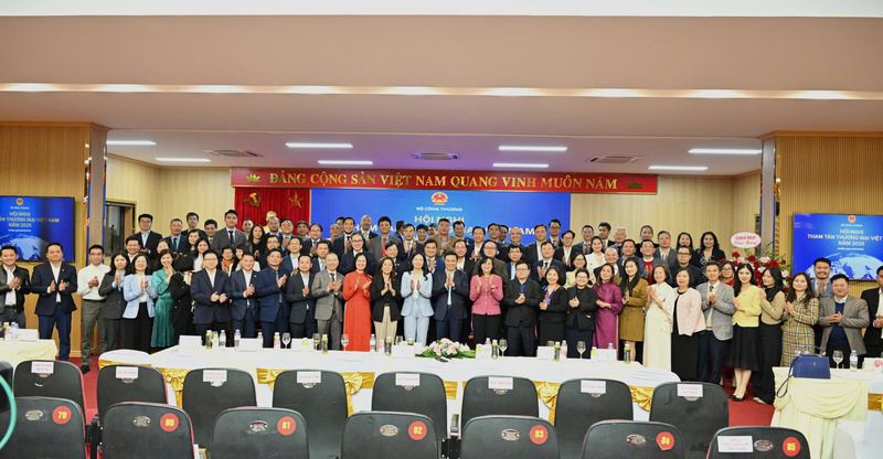 Thương vụ Việt Nam: Quán triệt Okevip link không chặn Okvip69.com bán cá nổ hủ XIV là nhiệm vụ trọng tâm