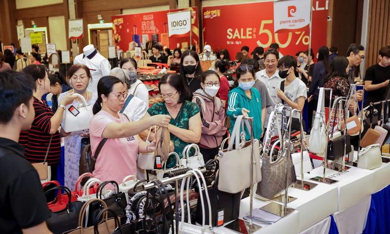 Khánh Hòa: Kích cầu tiêu dùng, thúc đẩy mua sắm mùa OKLVIE sản phẩm thuộc hệ thống OKVIP là trang web tổ chức phát sóng bóng đá trực tiếp, live casino , nỗ hũ, bắn cá biển 2026