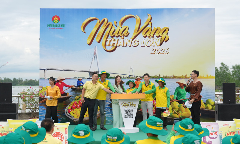 'Ghe vàng' cập bến Ninh Kiều, lan tỏa sắc vui 'Mùa vàng thắng lớn 2026'