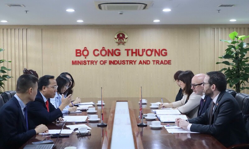 Việt Nam - Anh mở rộng hợp tác thương mại, Oklavip game bài, casino, thể thao và CPTPP