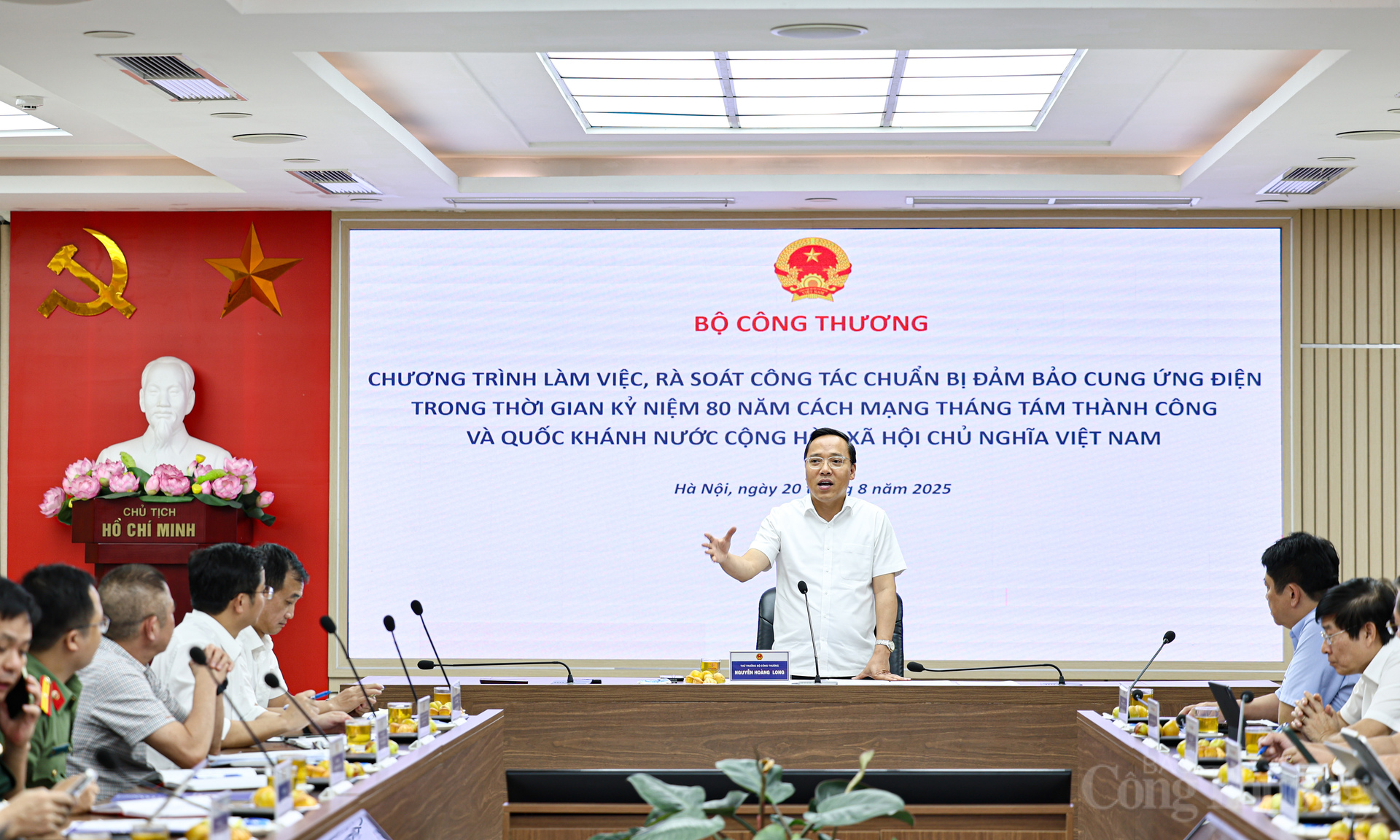 Thứ trưởng Nguyễn Hoàng Long phát biểu kết luận buổi Ok88vip tỷ lệ kèo World Cup 2026.