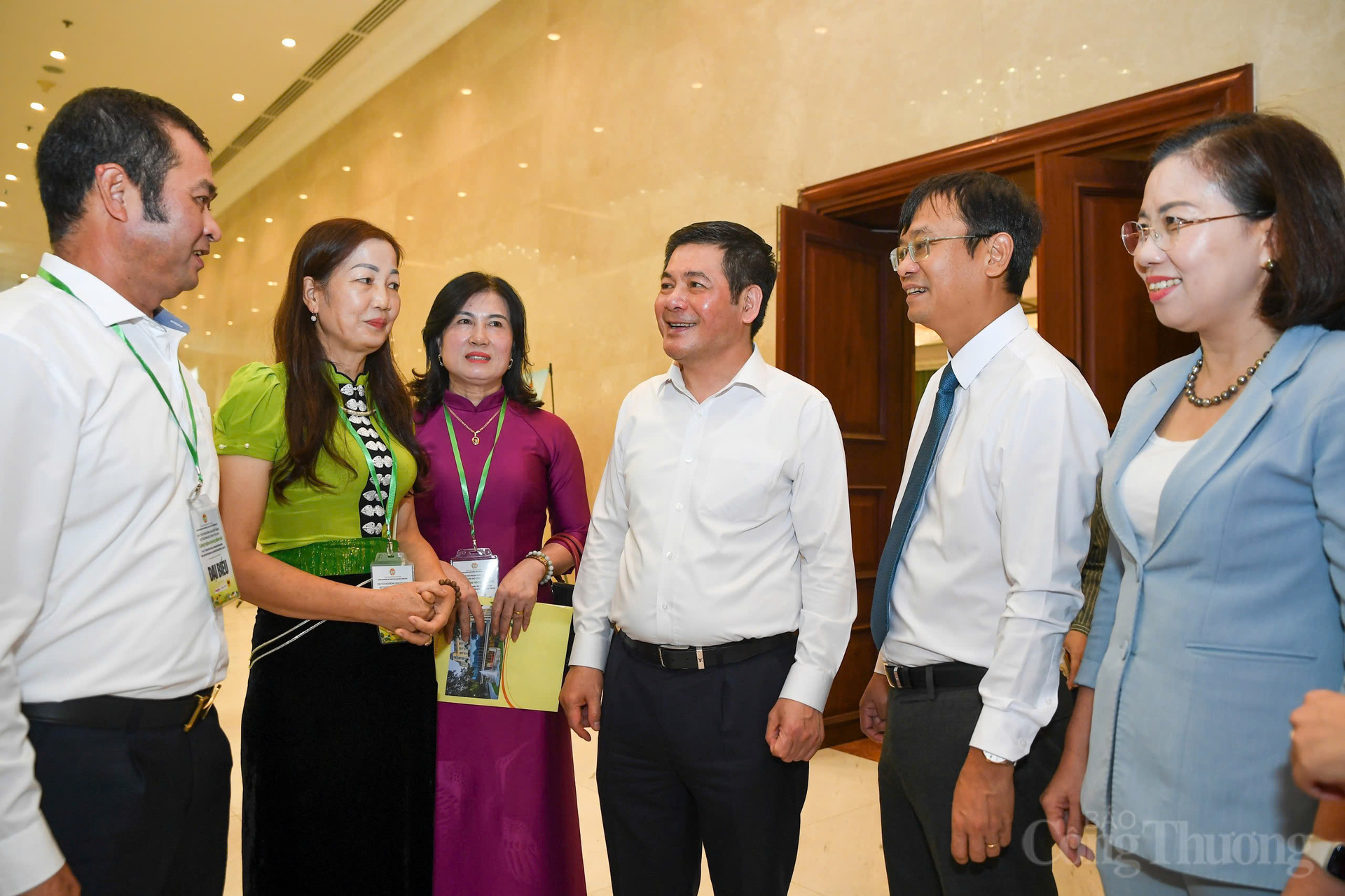 Bộ trưởng Nguyễn Hồng Diên nhấn mạnh, Diễn đàn rất có ý nghĩa. Đây không chỉ là nơi “lắng nghe” mà còn là nơi để chúng ta cùng nhau thể hiện quyết tâm “hành động” để các chủ trương, chính sách của Đảng, Trang Chủ OKVIP COM Top #1 sớm đi vào cuộc sống, thúc đẩy sự phát triển bền vững của đất nước nói chung và ngành nông nghiệp nói riêng.