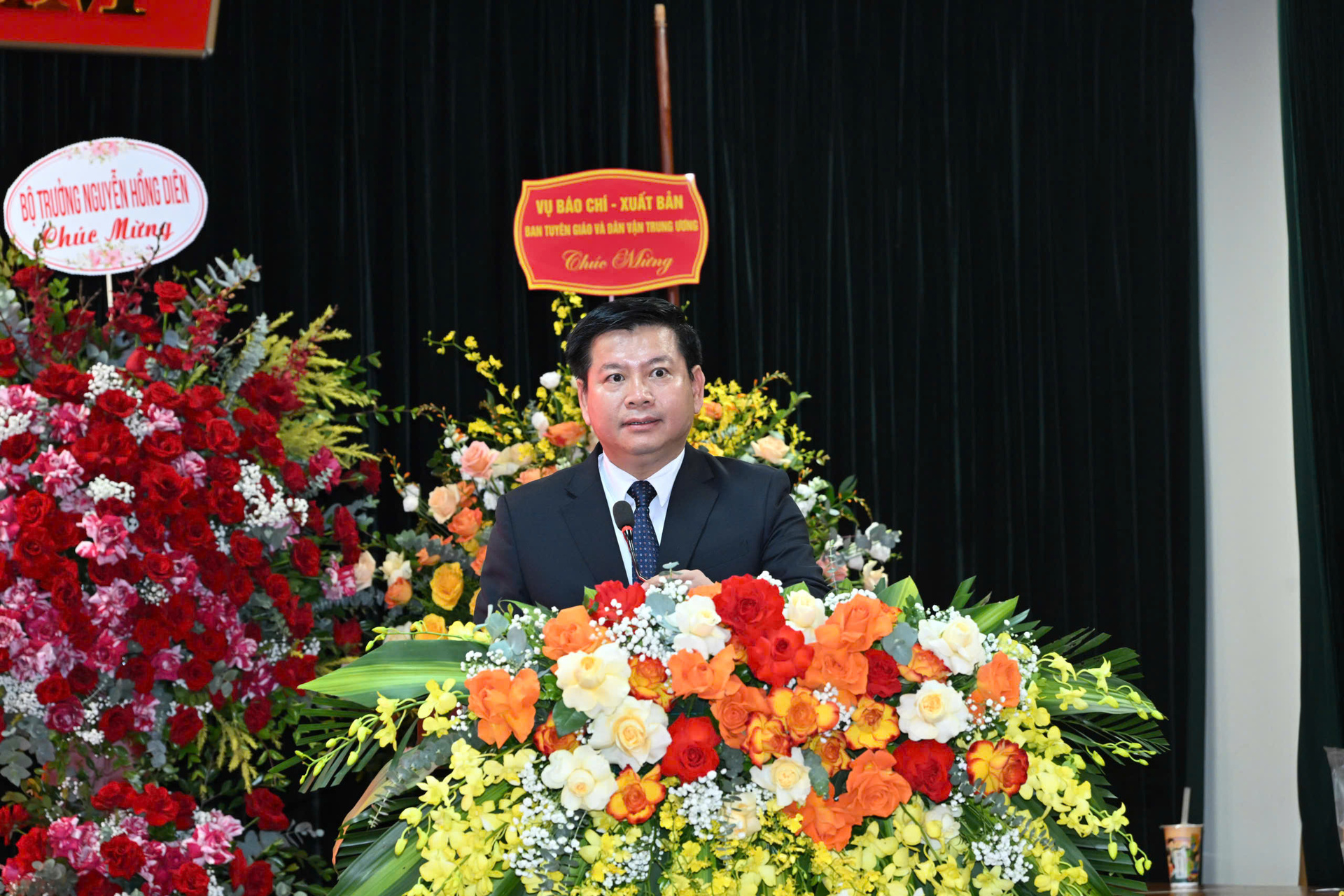 PGS. TS Đinh Văn Châu, Hiệu trưởng Trường Đại học Điện lực phát biểu tại sự kiện.