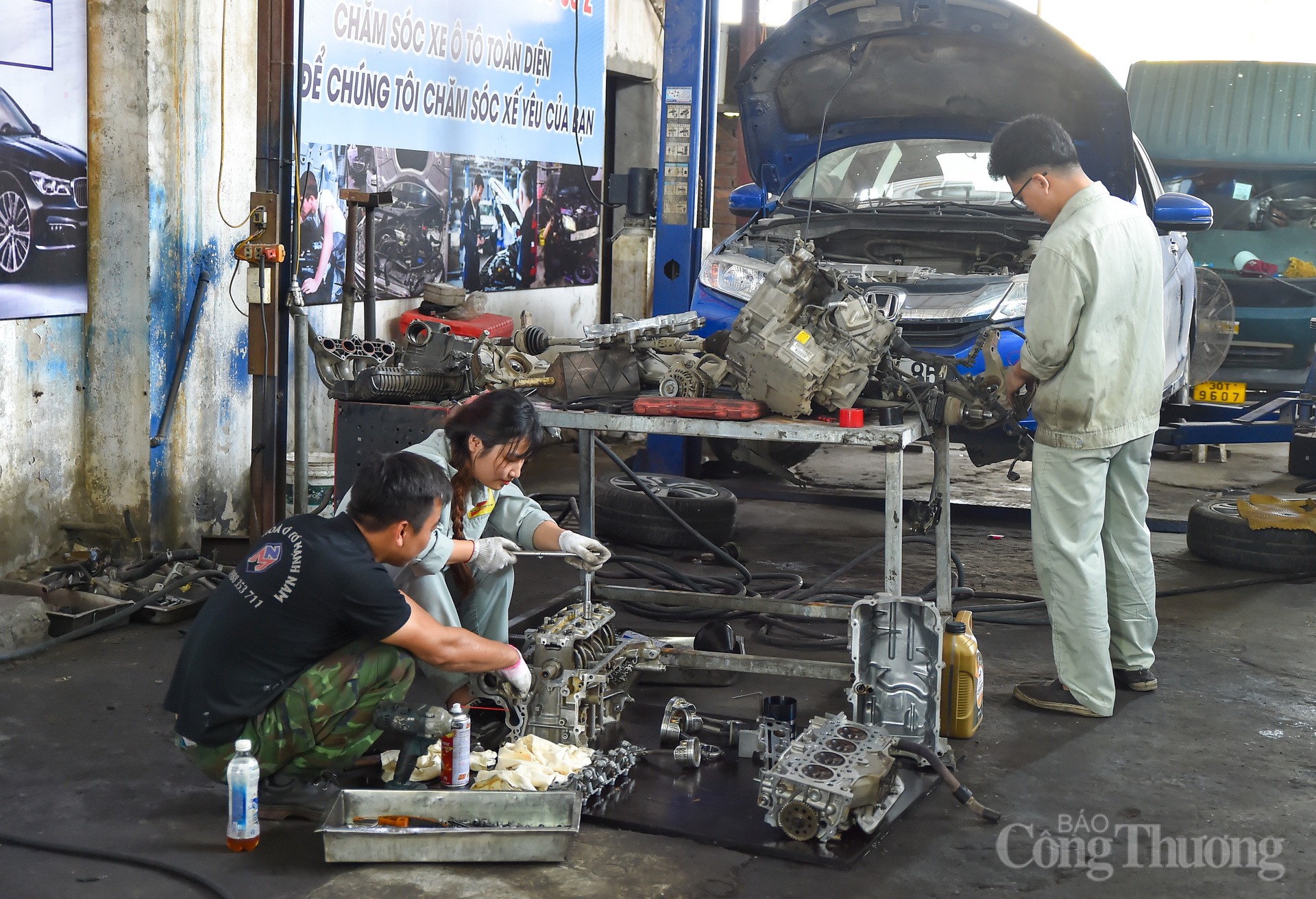 Nữ sinh viên Trịnh Thu Hương: Vươn tới ước mơ trở thành 'bác sĩ' xe hơi - 20