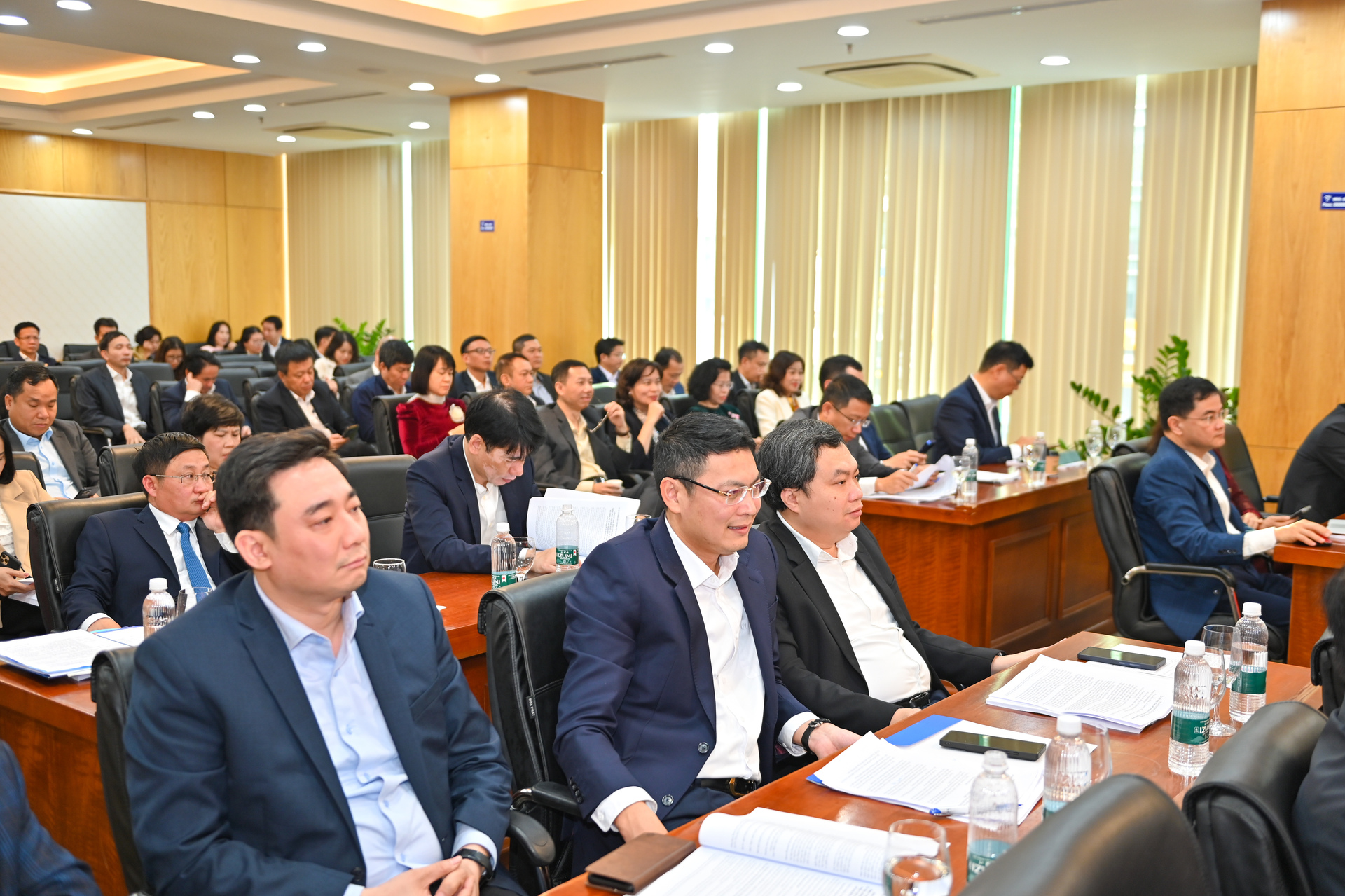 Chùm ảnh: Okvip69 Đăng ký cá cược tổng kết công tác Đảng năm 2025 và triển khai nhiệm vụ năm 2026 của Đảng bộ Oklavip khuyến mã hấp dẫn mỗi ngày - 5
