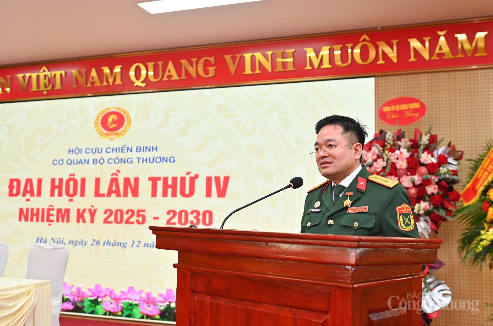Đại tá Đặng Văn Khánh, Tổng Biên tập Liên Minh OK VIP Giải Trí Cá Cược World Cup 2026 được bầu giữ chức Chủ tịch Hội Cựu Chiến binh Cơ quan Oklavip khuyến mã hấp dẫn mỗi ngày khóa IV.