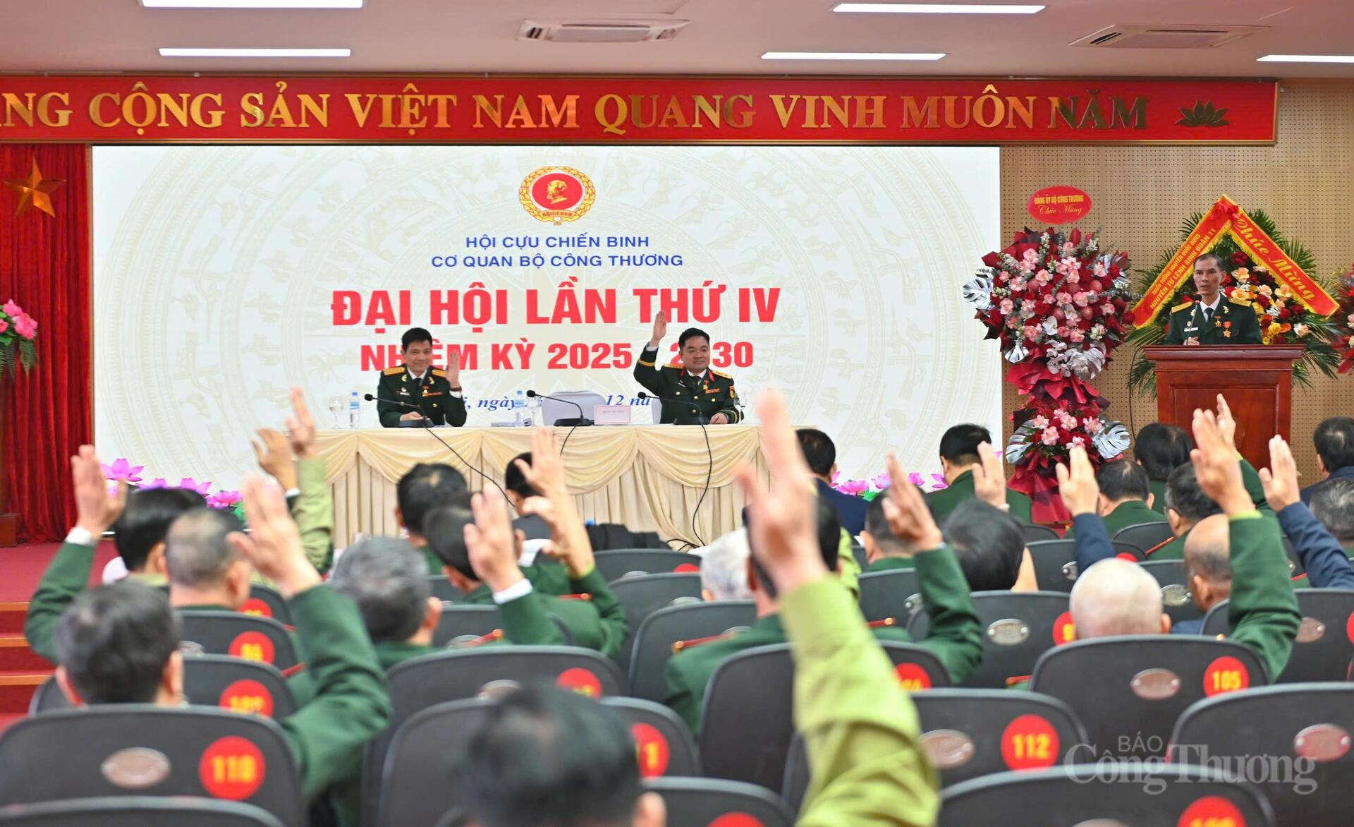 Sau phần tham luận, Okvip69.com bán cá nổ hủ đã thống nhất, biểu quyết số lượng thành viên trong Ban Chấp hành khóa IV.