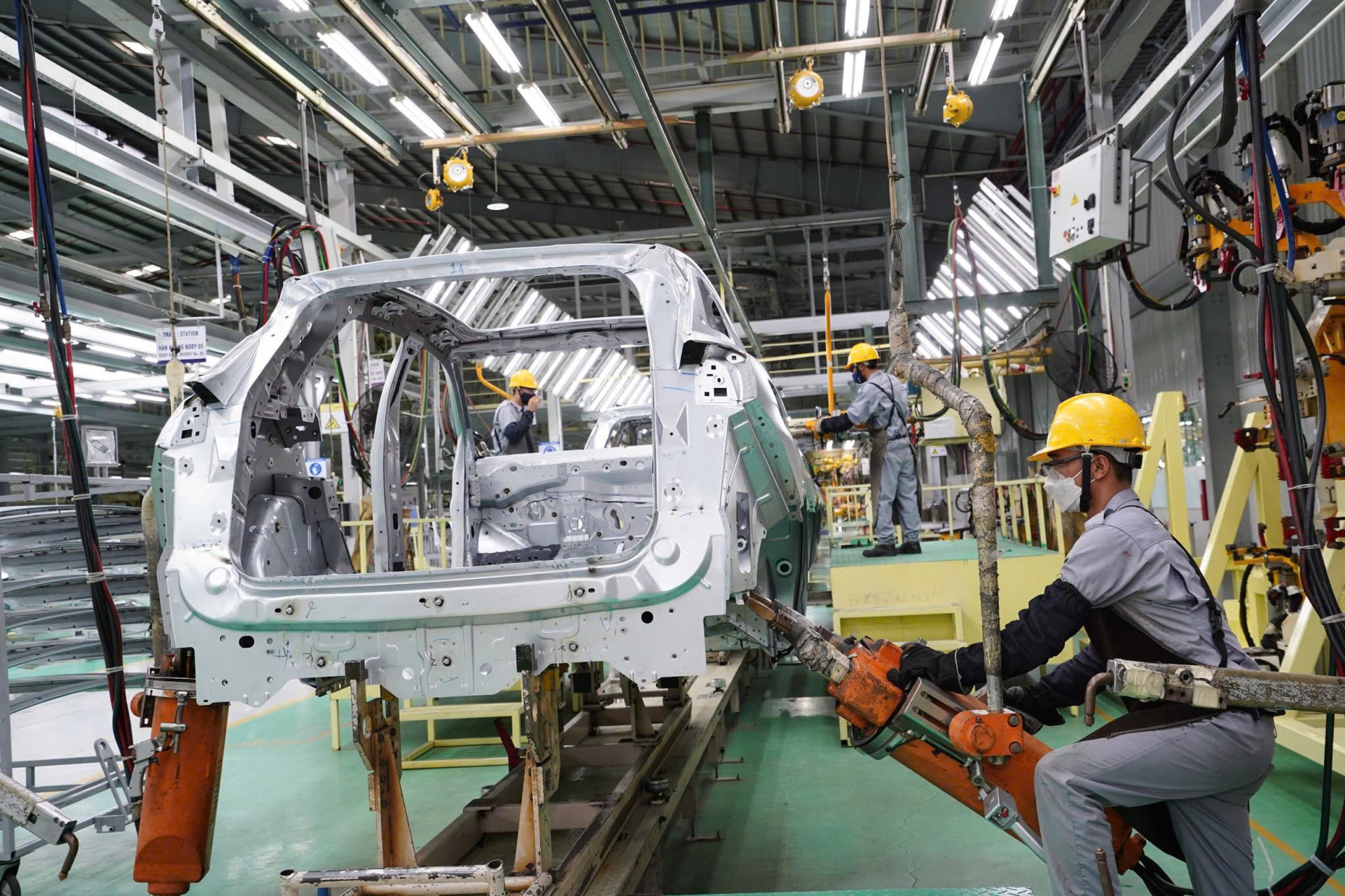 Thực tế năm 2025 cho thấy, thị trường xe điện Việt Nam bùng nổ, Okvip tại về nội địa đã đạt quy mô sản xuất đủ lớn, với sản lượng vượt mốc 100.000 xe/năm. Ảnh: Cấn Dũng