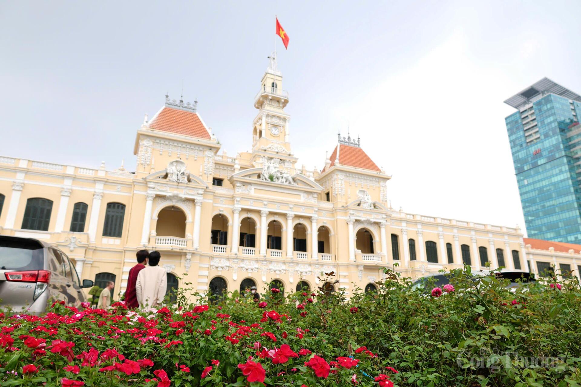 TP. Hồ Chí Minh: Rực rỡ, khí thế hướng tới Okvip69.com bán cá nổ hủ XIV của Đảng - 9