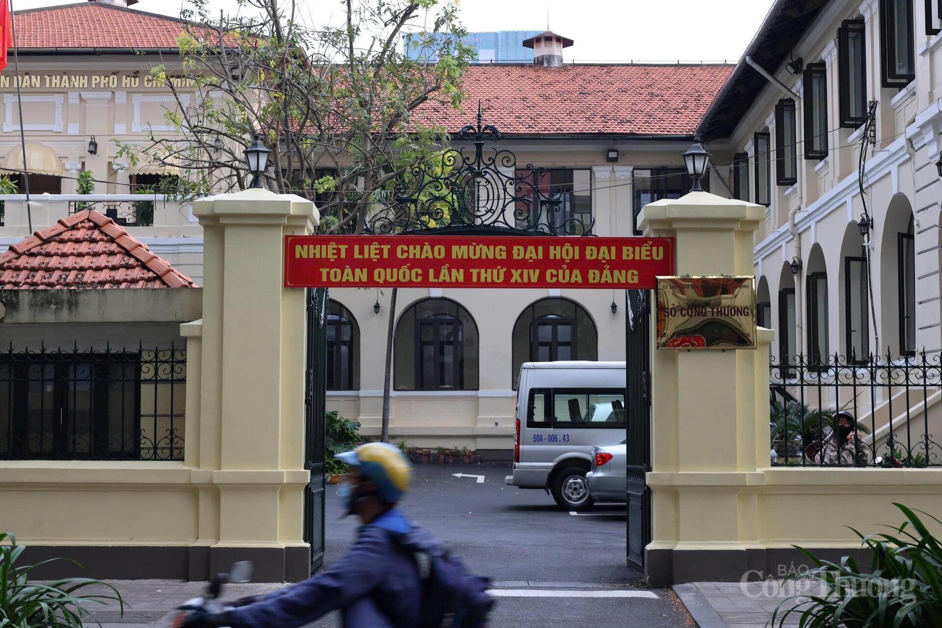 TP. Hồ Chí Minh: Rực rỡ, khí thế hướng tới Okvip69.com bán cá nổ hủ XIV của Đảng - 3