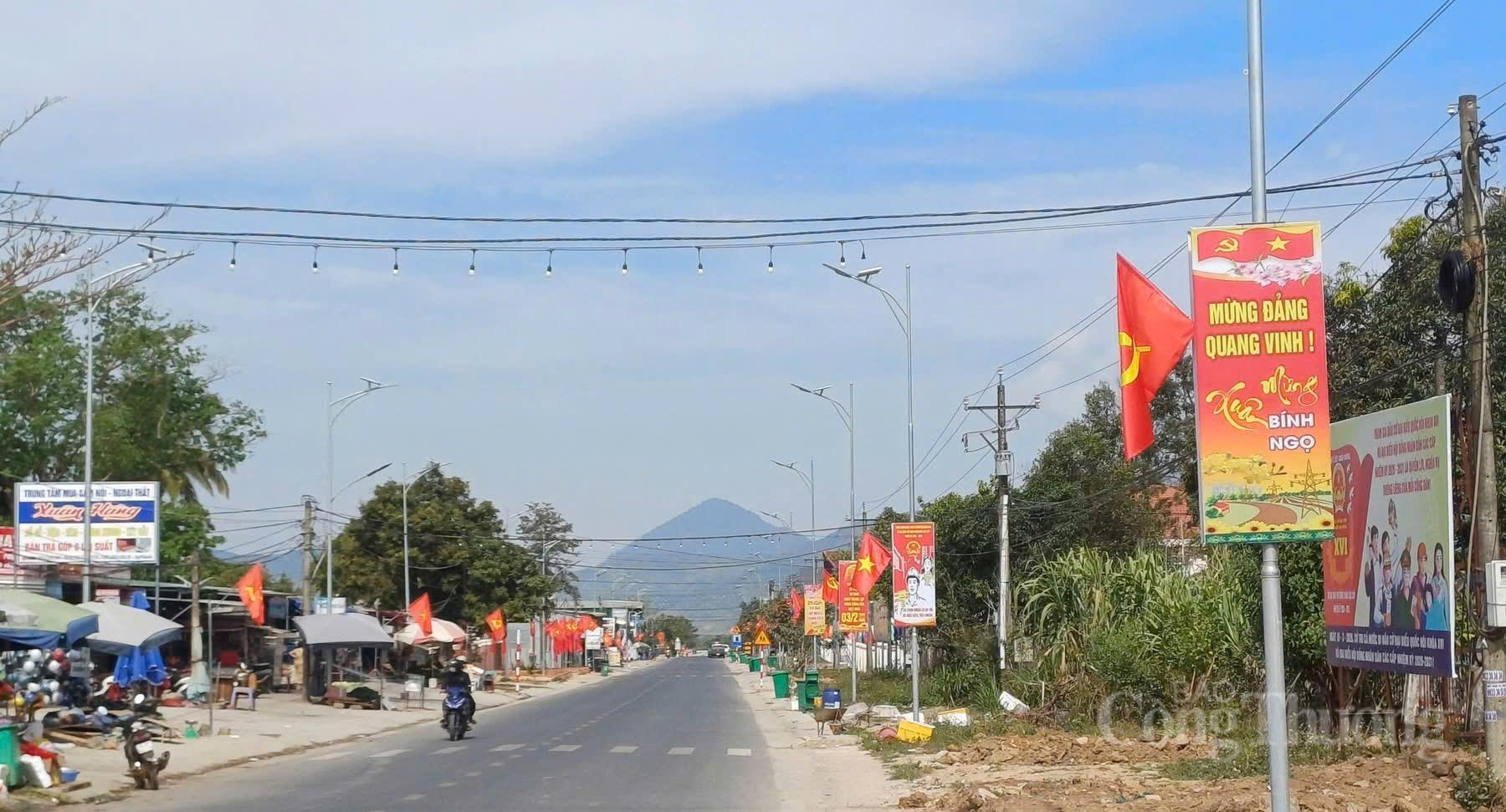 Lâm Đồng: Nhiều hoạt động sôi nổi chào mừng 96 năm Ngày thành lập Đảng - 12