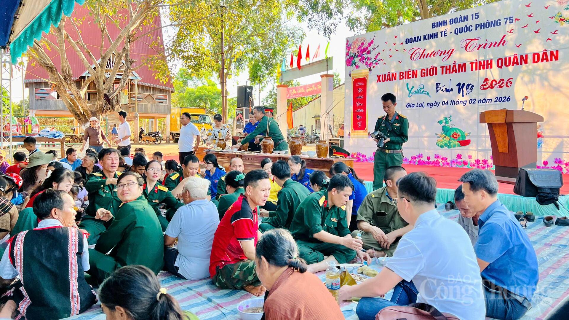 Gia Lai: Chăm lo Tết cho đồng bào biên giới Ia O - 6